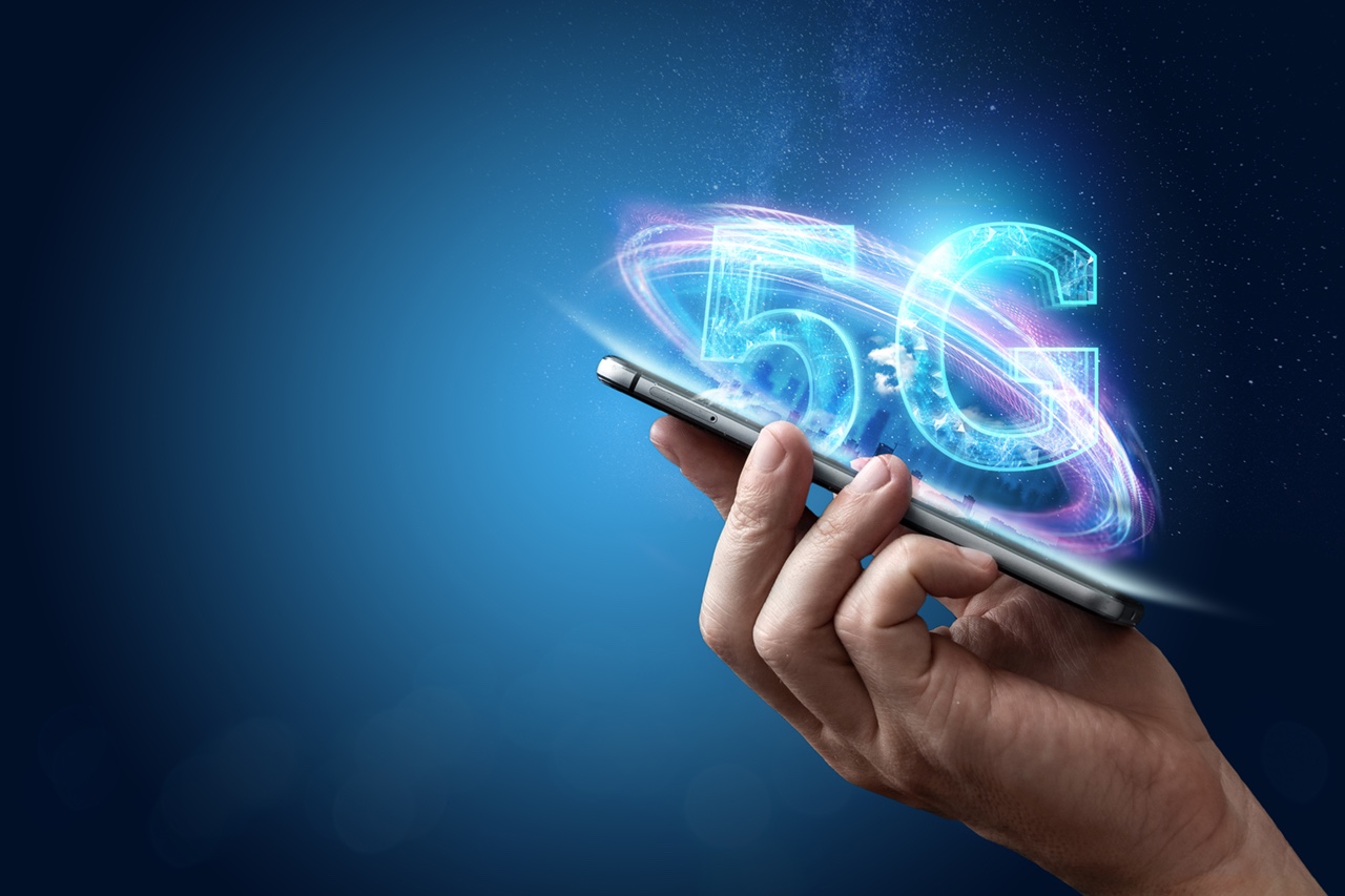 ڴ ˷ptϷйͨ5G ںӦ̬